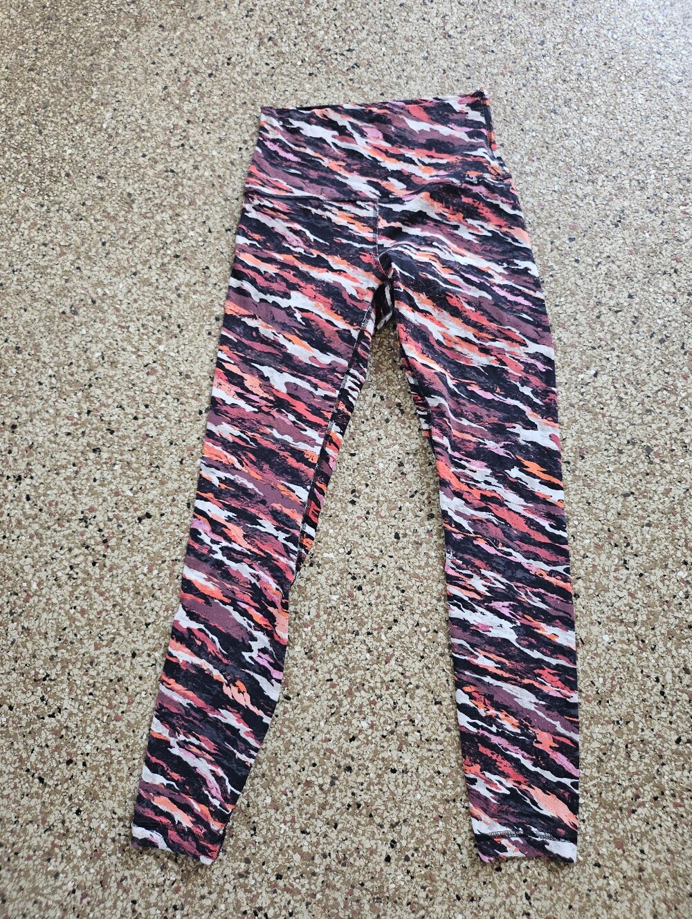 lululemon Align™ Tiger Tide Smoky Red Multi High-Rise Pant 23" Size 4